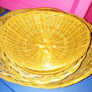 4 Baskets 16 pieces of jewelry = 20 items PLUS 5 MYSTERY ITEMS for only $35.00💖